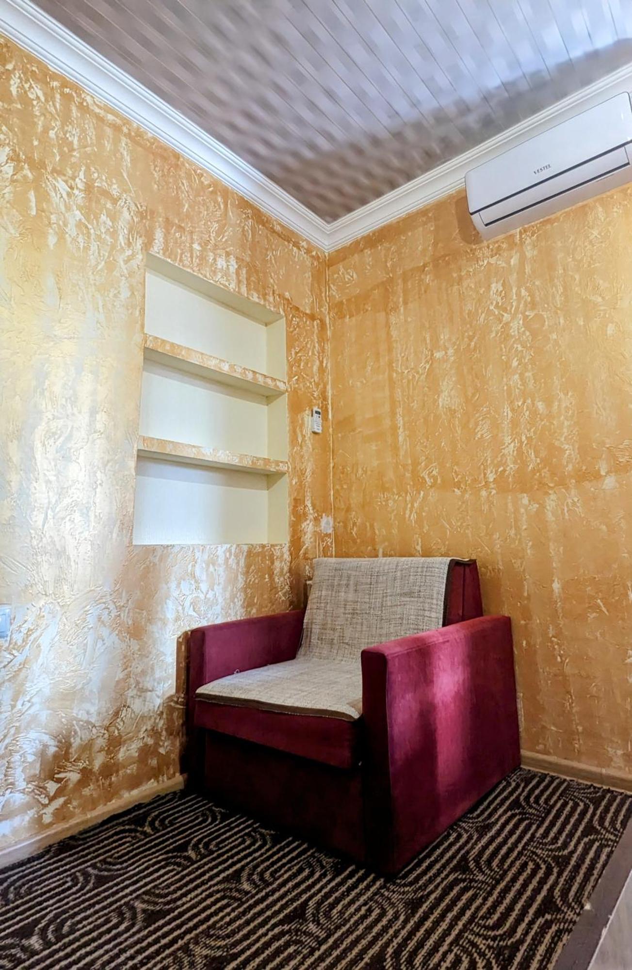 Mano's Guest House Kobuleti Extérieur photo