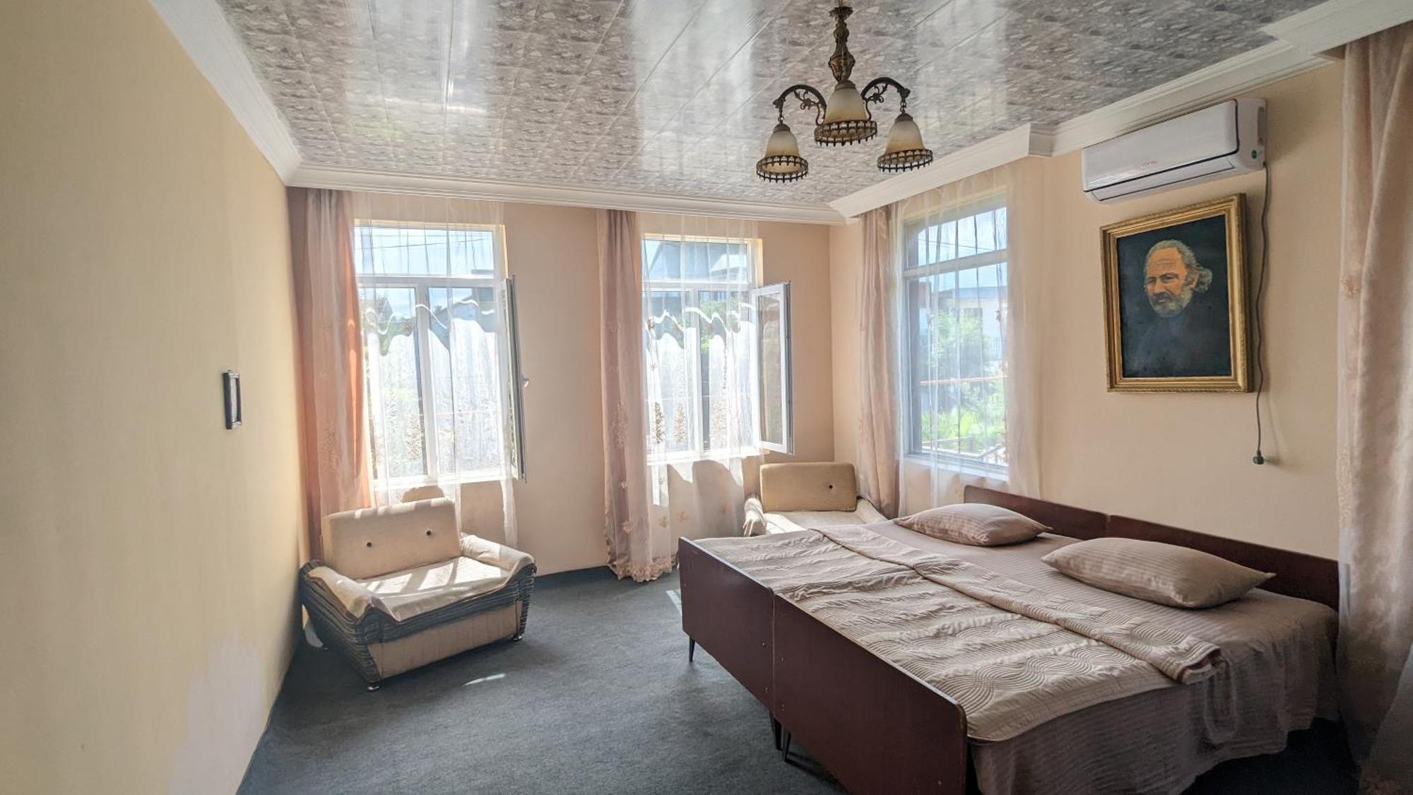 Mano's Guest House Kobuleti Extérieur photo