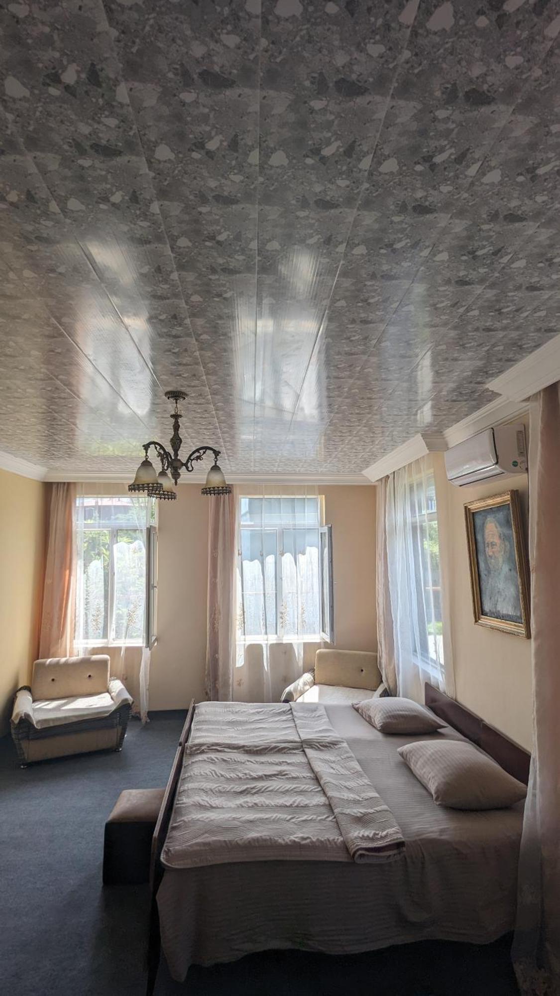 Mano's Guest House Kobuleti Extérieur photo